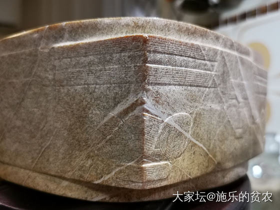 良渚神人兽面纹玉琮_收藏