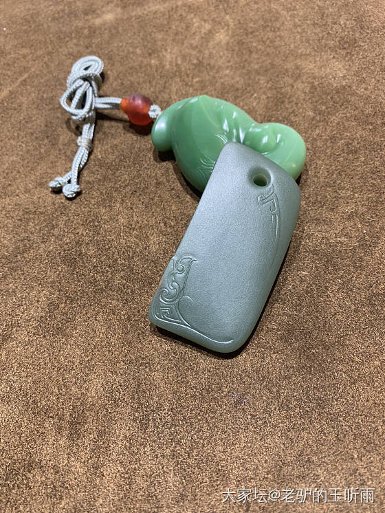 古纹饰在深色玉种上是不是更有味道呢🌹_和田玉