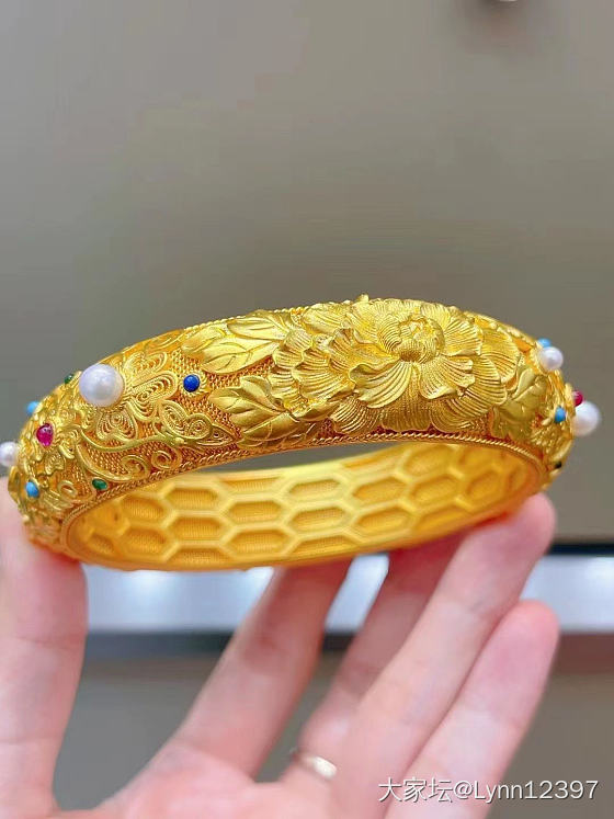 下个绿草_手镯金