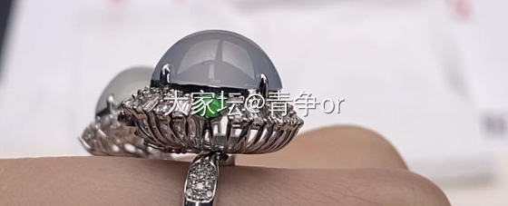 dy直播间看到个两用戒指，想收，3w多，看得到吗？很纠结，想买给妈妈。_戒指翡翠