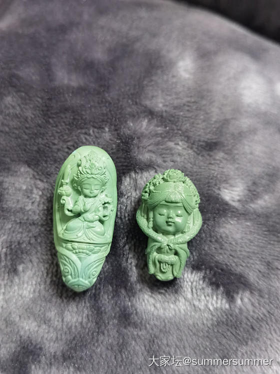 两个绿娃娃，犹豫中…_松石