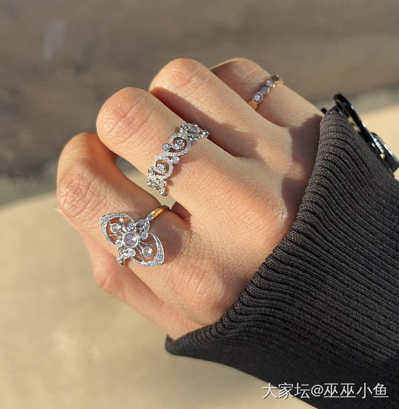 两枚般配的戒指_钻石