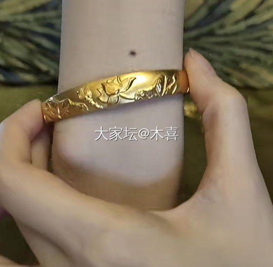 （图一）这简直就是我的梦中情镯！太美了，种草，种草，种草……虽然我自己已经有很多..._金