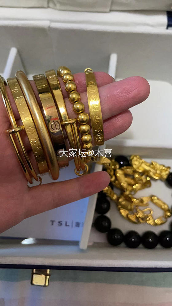 （图一）这简直就是我的梦中情镯！太美了，种草，种草，种草……虽然我自己已经有很多..._金