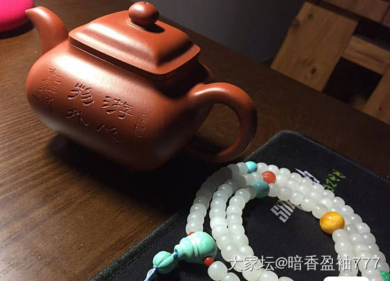 白玉佛珠_和田玉