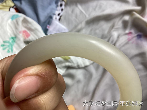 一条黑线_和田玉