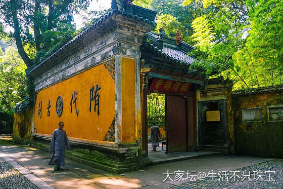 周末要去天台山的国清寺还有台州方特游乐园，有好吃的地方推荐吗？_旅游