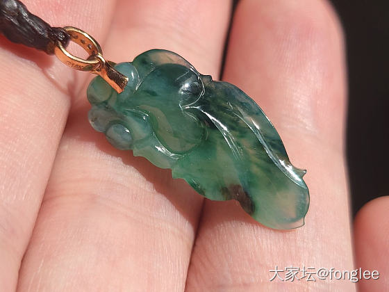 翡翠连年有余小挂件 看下种水怎么样_翡翠