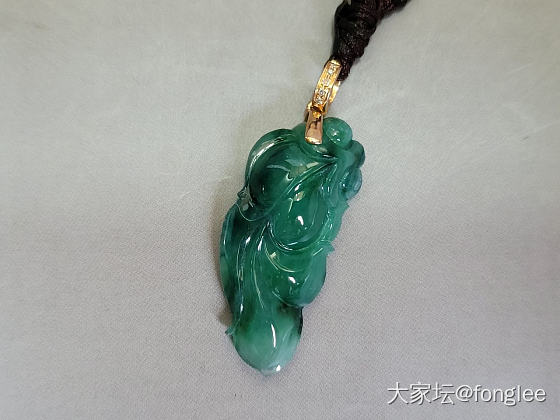 翡翠连年有余小挂件 看下种水怎么样_翡翠