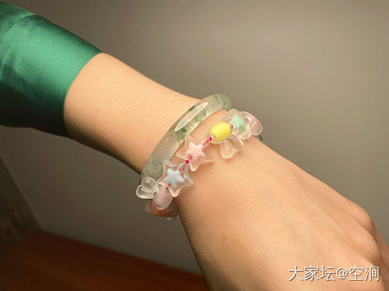 我家一大一小俩男子汉送的节日礼物惊人相似_钻石翡翠