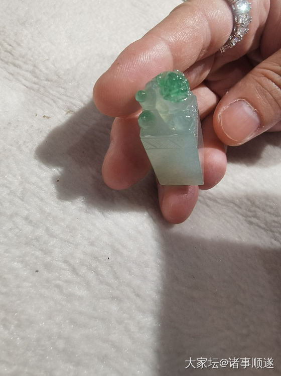 这个厚度我真的太喜欢了。_吊坠翡翠