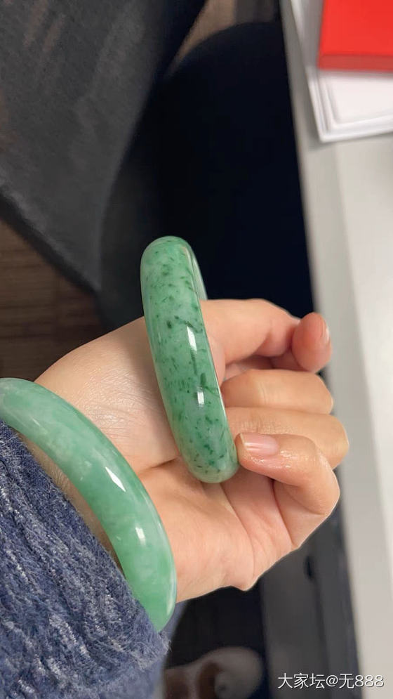 晒晒我的手镯，没有高货，现在想入手高货了_手镯翡翠