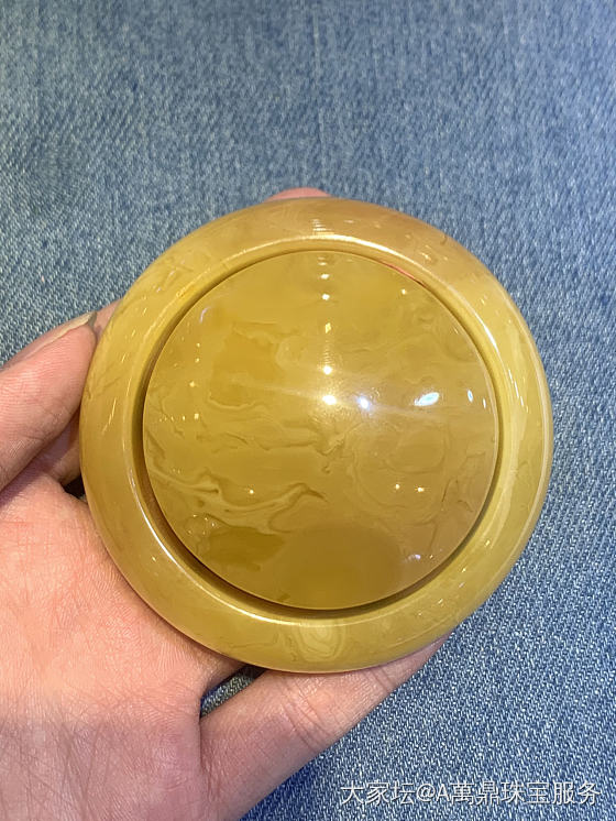 蜡感很喜欢的一套镯子_琥珀蜜蜡翡翠
