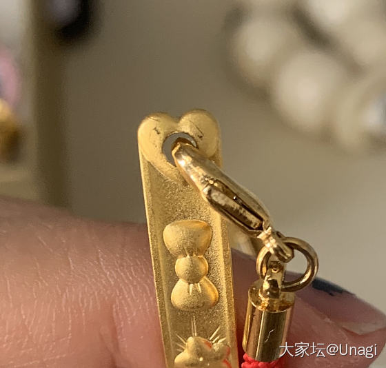 新买的半镯带了两天出了好多划痕_金