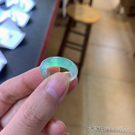 一起来逛逛翡翠市场吧！_翡翠