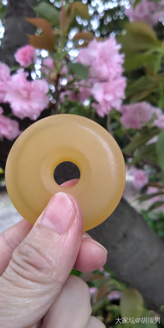 勤劳的手艺人_玉髓玛瑙