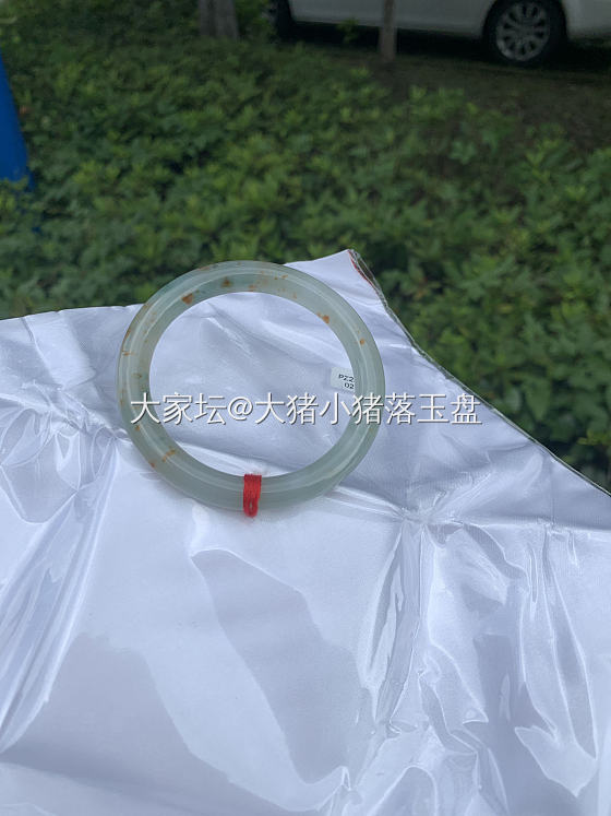 特色镯子没有市场吗_翡翠