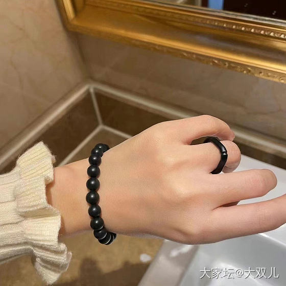 可能是最近被晒黑了，喜欢上墨色的小可爱_珠串