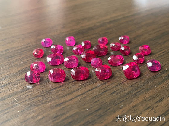 红宝石月

7月属于红宝石，红宝石是我的最爱。纯show贴。_彩色宝石名贵宝石