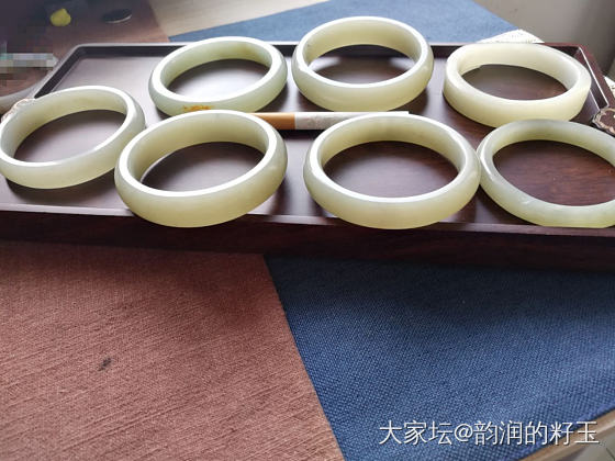 新疆和田玉籽料手镯……_和田玉