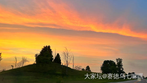 露营偶遇流星雨，现在还是阴天，期待下午乌云散去_旅游