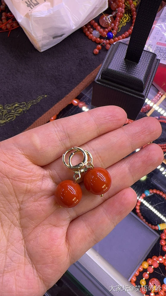 逛街收获_玉髓玛瑙