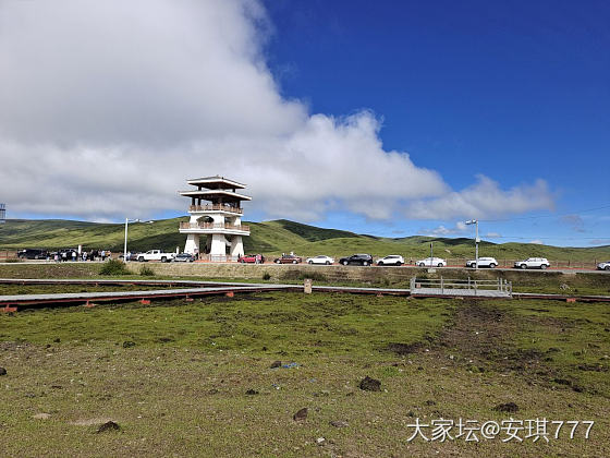 尕尔台，若尔盖县城里还碰到了骗手机打电话的小孩，高反头晕_旅游