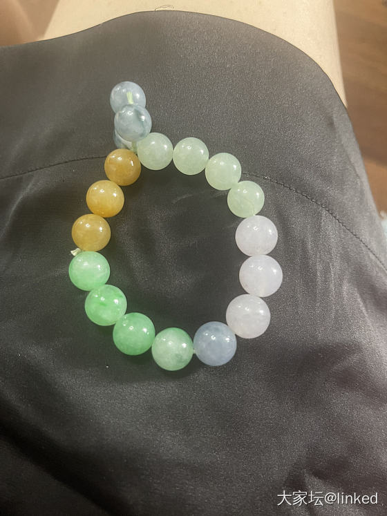 想把三颗乌鸡给换了_翡翠