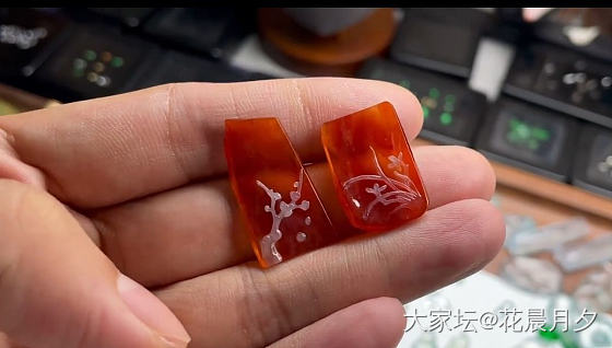 顶珠，翡翠蛋面，甜绿，红翡猪肉脯_翡翠