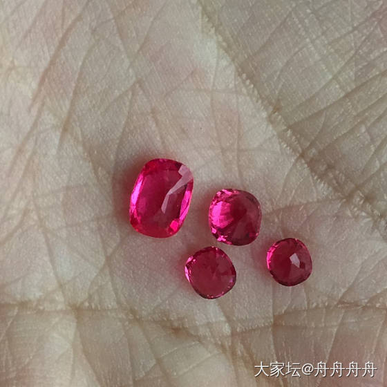 有小产地证书的是不是真绝地？_名贵宝石彩色宝石