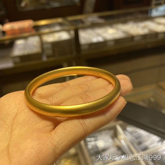 现在这行情，要不要出点首饰_金