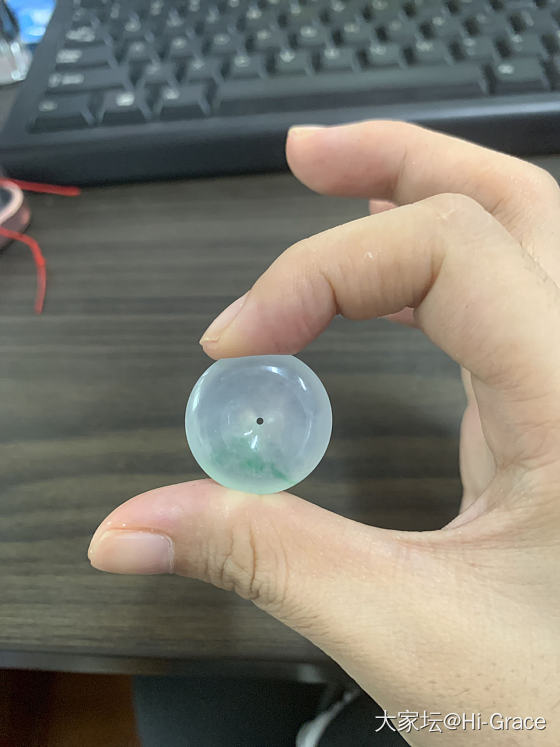 请姐妹们看下扣子价格_翡翠