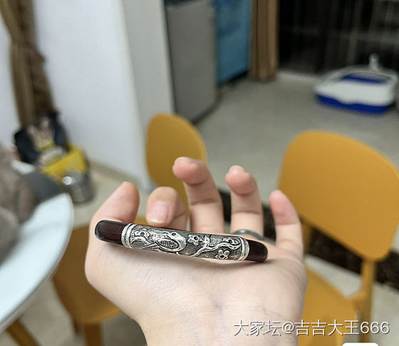 一眼心水的鸡血藤手镯_手镯鸡血藤