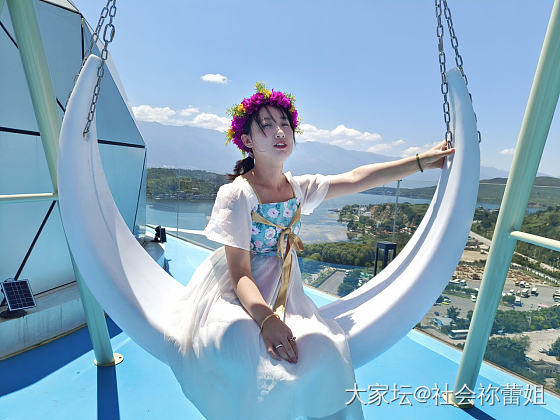 被戒指美到了耶_戒指彩色宝石