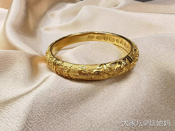 喜欢的手镯_手镯金