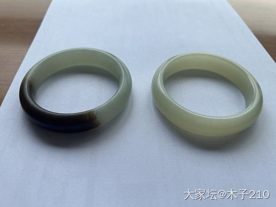 且末糖白镯，玉友帮忙看看有没有吃药？_手镯和田玉