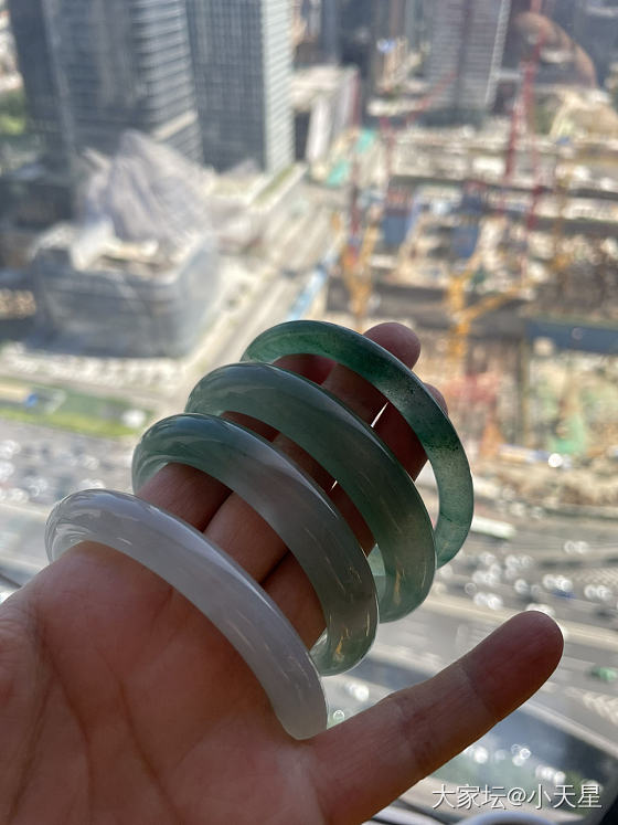 翡翠VS 独龙玉 VS 草莓晶_草莓晶玉石翡翠