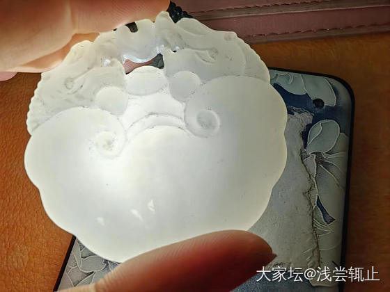 坛友们来品品这个玉_和田玉