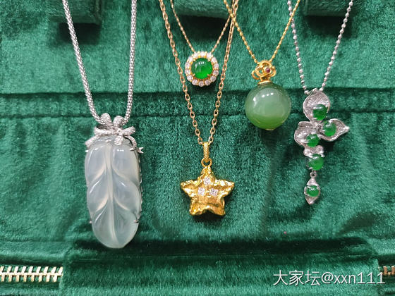 镶嵌合照_翡翠金
