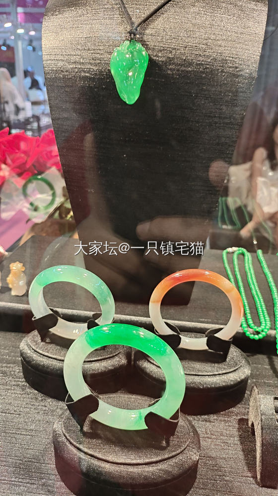 杭州国际珠宝展分享_彩色宝石翡翠