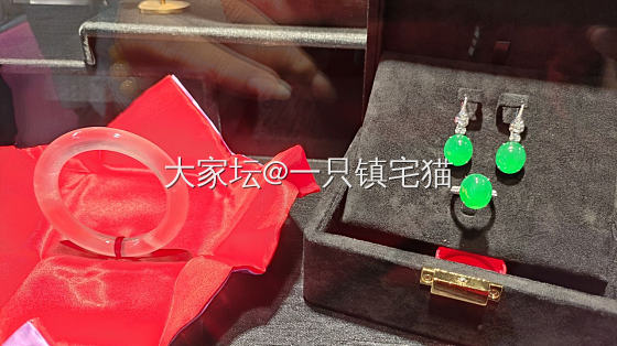 杭州国际珠宝展分享_彩色宝石翡翠