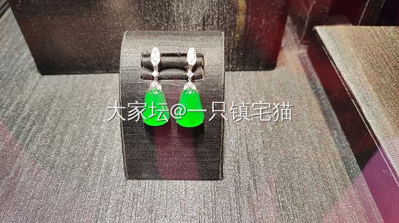 杭州国际珠宝展分享_彩色宝石翡翠