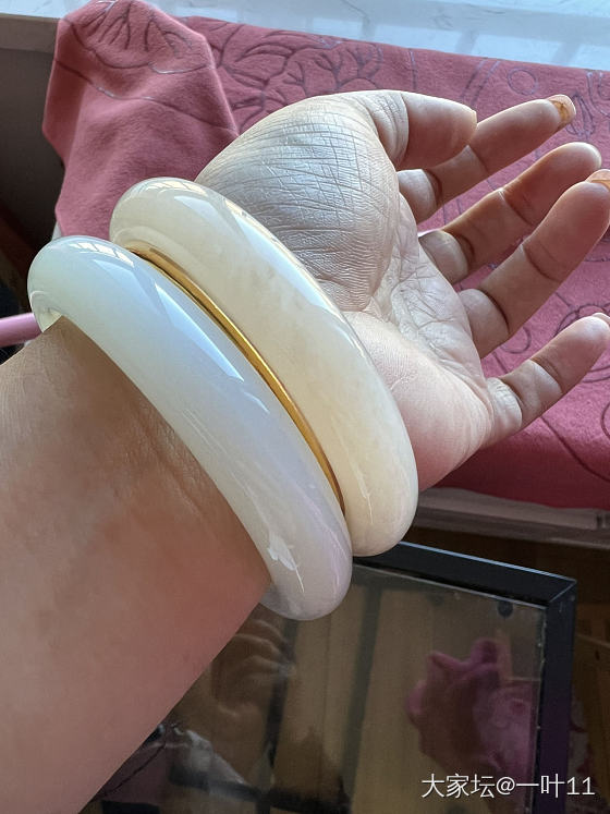 秀秀镯子_手镯和田玉