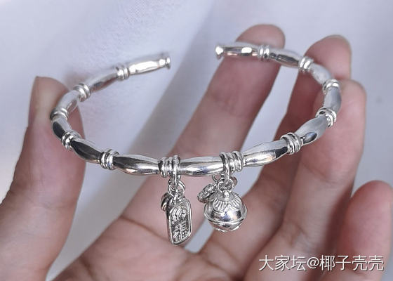 这银坑我是反复横跳没出去呀_手镯银