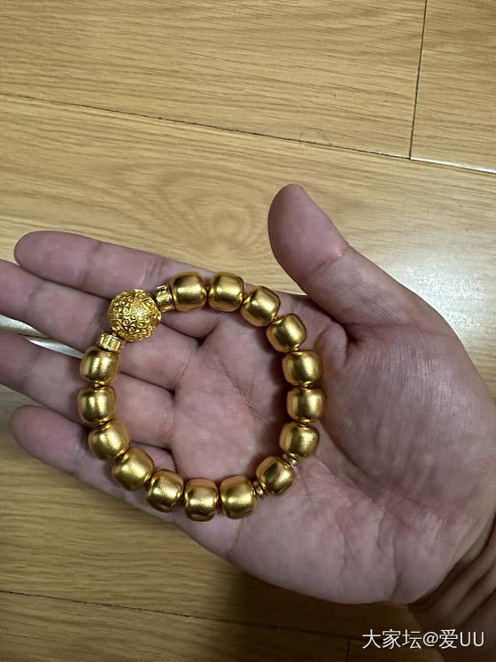 高金价剁手的老型珠_珠串金
