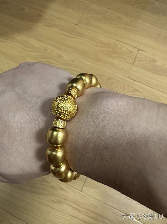高金价剁手的老型珠_珠串金