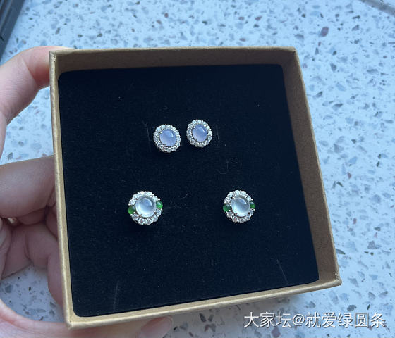 又到各种搭配耳饰的季节到啦_耳钉翡翠