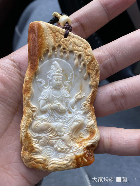 本命佛_雕刻蜜蜡