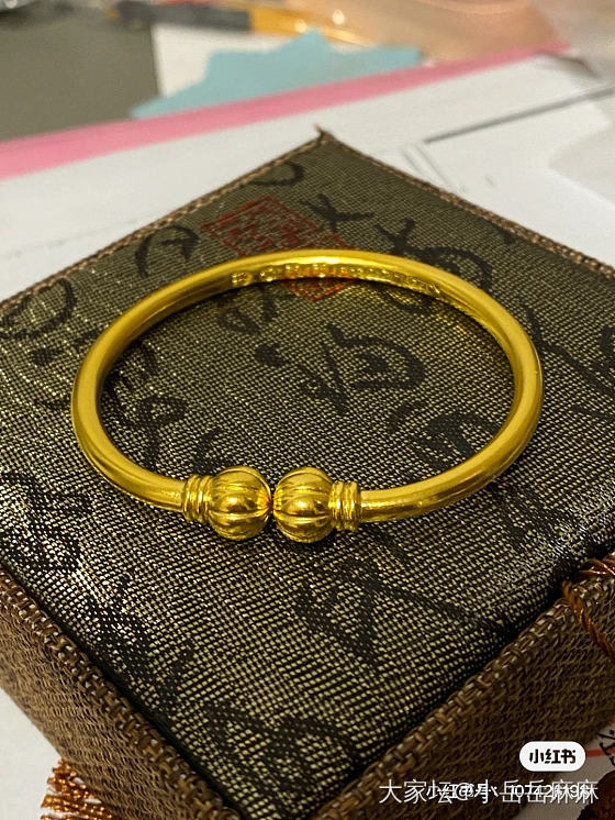 金价什么时候能下400啊，还缺个南瓜镯子_金