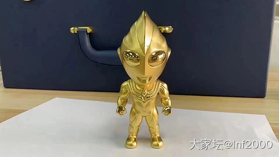 特别的金饰。_金
